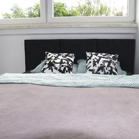 - Ul Czarnieckiego 弗罗茨瓦夫